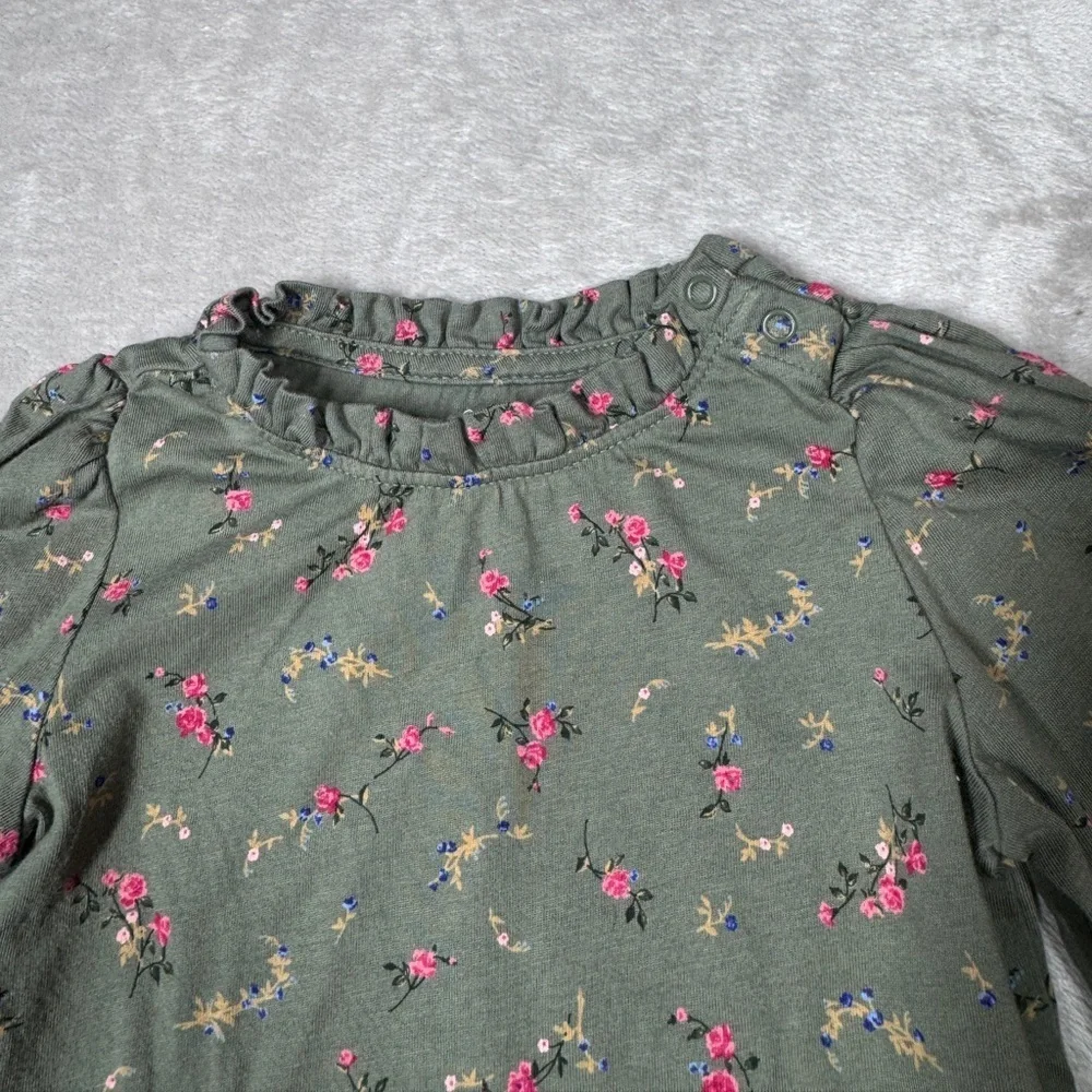 Baby Gap 100% Organic Cotton Green Floral Ruffle Long Sleeve Bodysuit 12-18 M